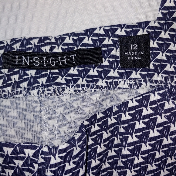 NWT Insight pants. SIZE 12. - Picture 8 of 16